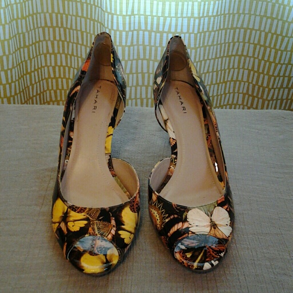 Tahari Heels - Picture 5 of 5